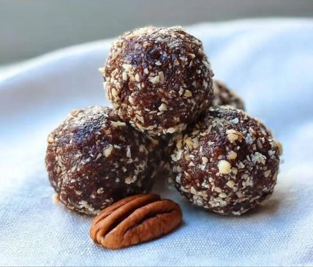 Chocolate Date Energy Balls